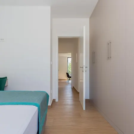 House - Naklice Villa *